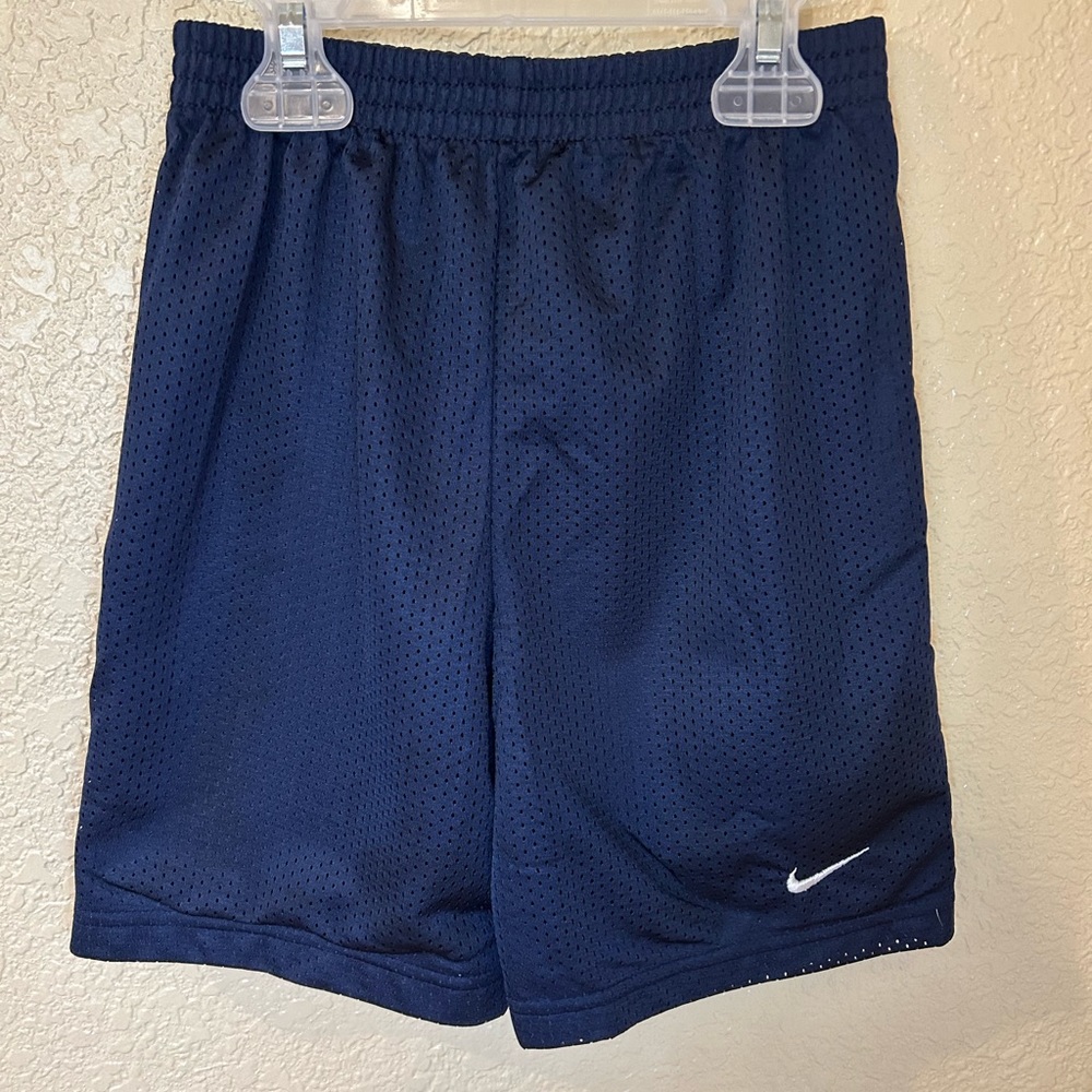 Nike Dark Blue Boy’s Size 5 Shorts